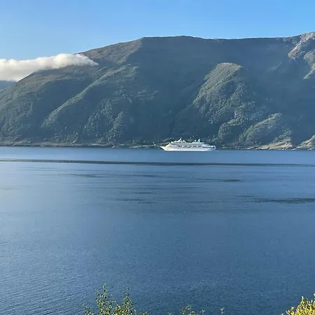 Fjordhus Austreim