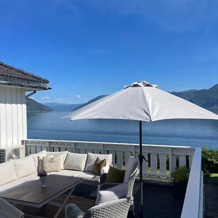Fjordhus Holiday home